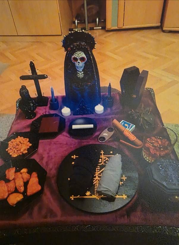 Ein Bild, das Im Haus, Geburtstagstorte, Kuchen, Boden enthält.

KI-generierte Inhalte können fehlerhaft sein.